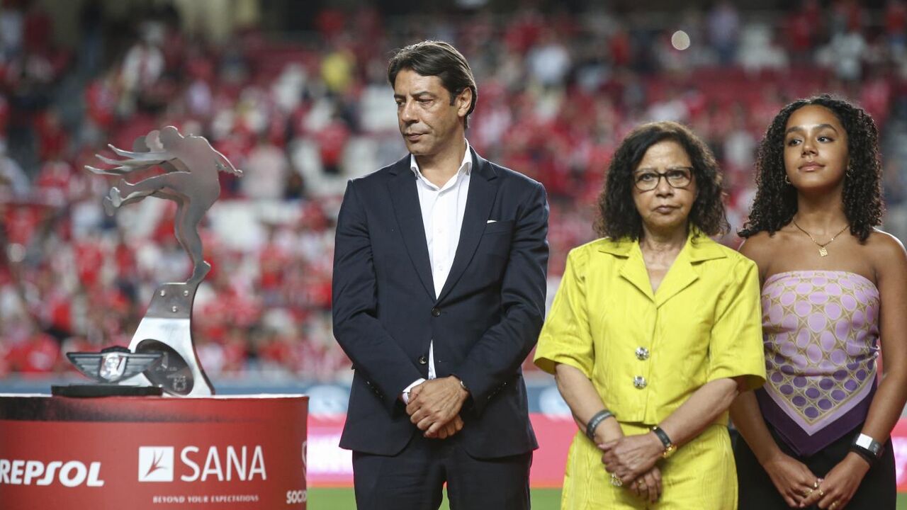 Rui Costa durante a cerimónia de entrega de prémios da Eusébio Cup