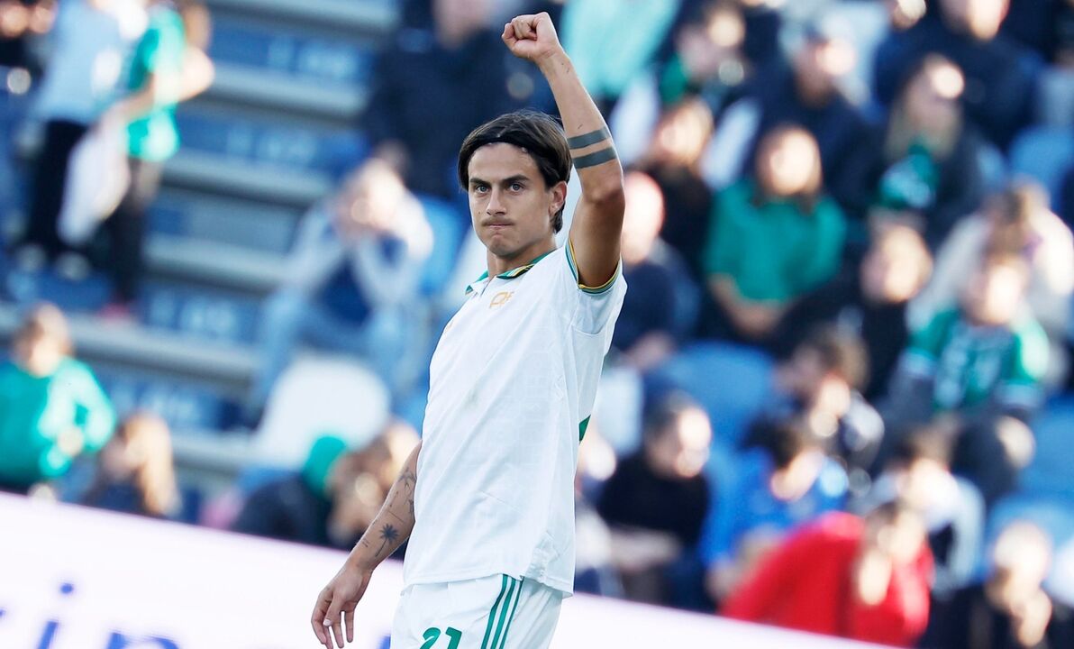 Dybala quer renovar contrato com a Roma e admite fazer cedências