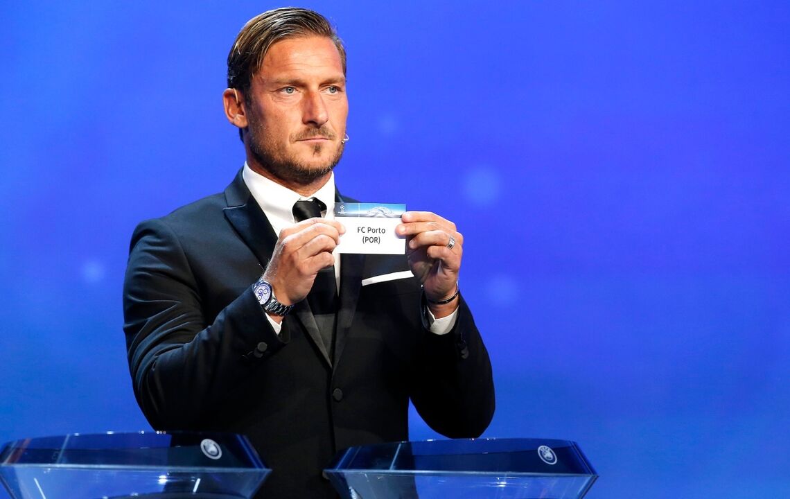 Totti sorteia FC Porto na Liga dos Campeões