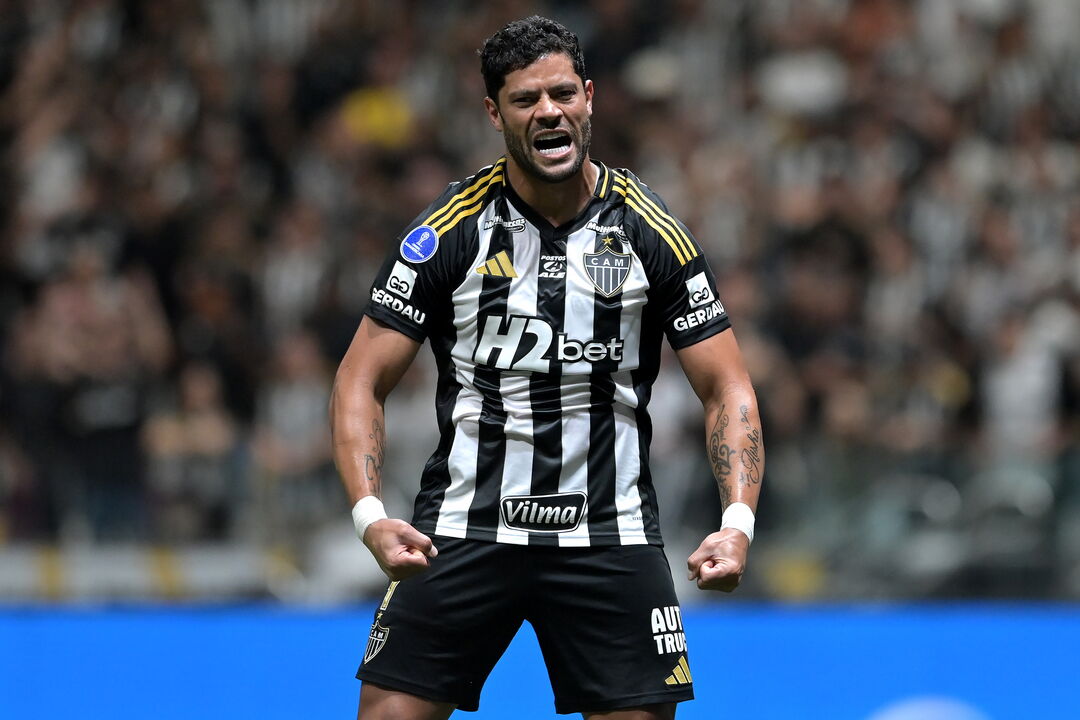 Hulk celebra vitória do Atlético Mineiro na Taça Sul-Americana