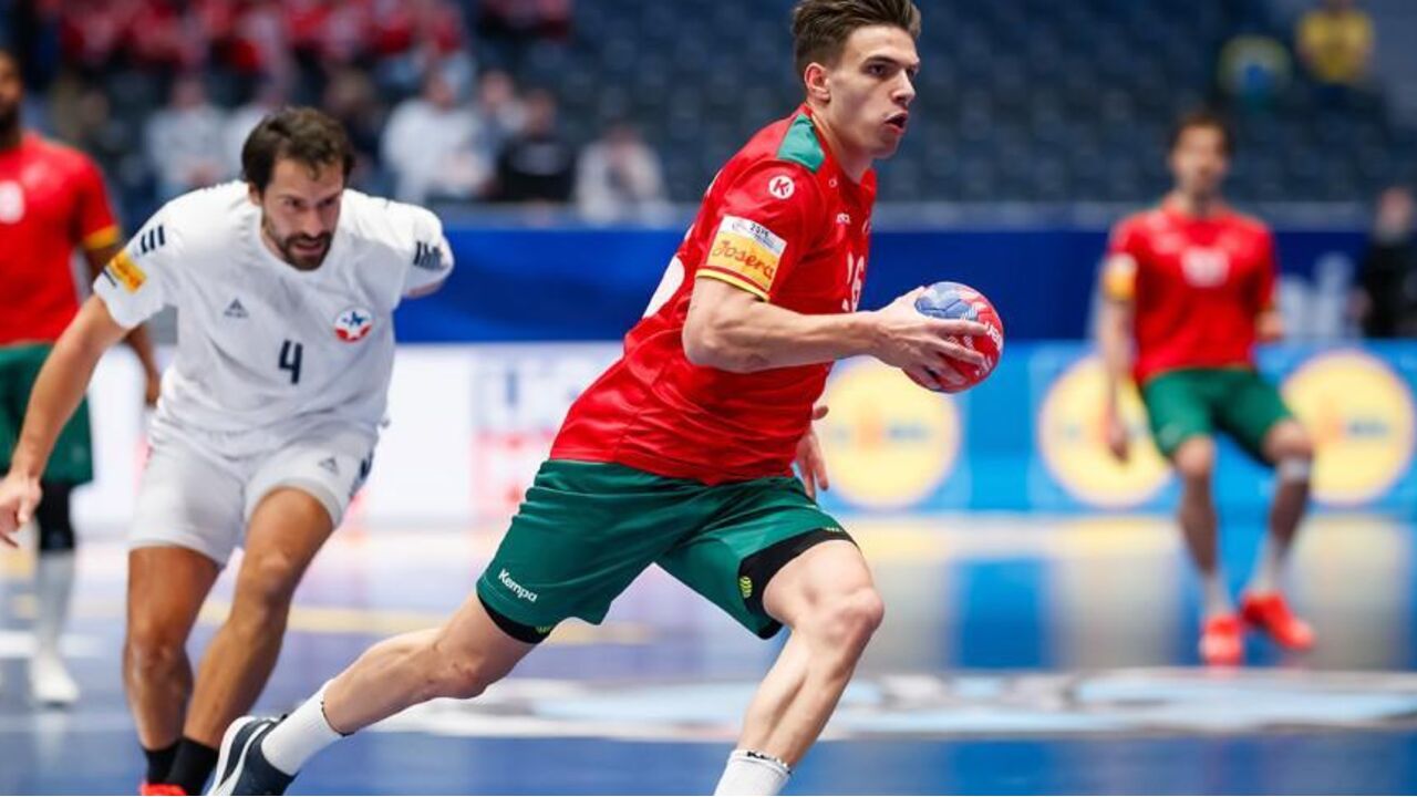 Francisco Costa sofreu uma lesão numa coxa