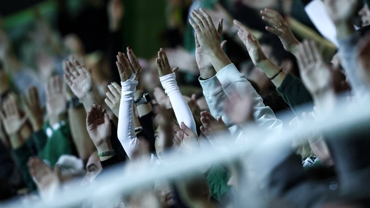 Adeptos do Sporting no apoio à equipa nas bancadas de Alvalade