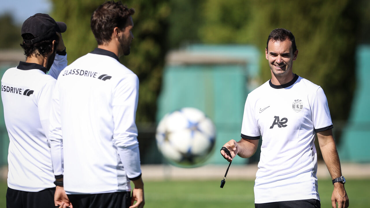 João Gião tem mantido Sporting B no topo da Liga Meu Super