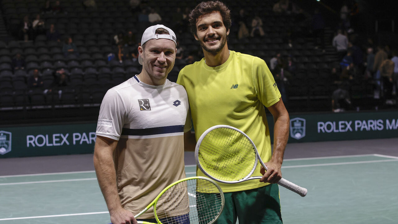 Francisco Cabral qualifica-se para as meias-finais de pares em Paris