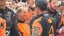 Margarida Corceiro e Lando Norris celebram vitória no GP da Hungria com beijo apaixonado