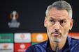 Carlos Vicens na conferência de imprensa de lançamento do jogo com o Estrela Vermelha