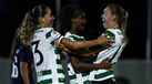 Jogadoras do Sporting festejam durante a vitória frente ao Rosengard