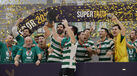 Jogadores do Sporting festejam a conquista da Supertaça