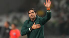 Abel Ferreira, técnico do Palmeiras, emociona-se após garantir vaga na final da Libertadores
