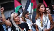 Manifestação pró-Palestina junto à embaixada de Israel em Lisboa