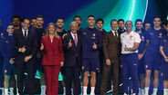 Ronaldo, Marcelo e até a Ministra da Cultura, Juventude e Desporto com o fixe na fotografia de família