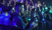Cristiano Ronaldo aplaude no Portugal Football Summit