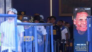 Adeptos do Boca Juniors homenageiam Miguel Ángel Russo