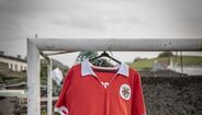 Santa Clara lança camisola vintage inspirada em Rabo de Peixe