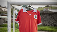 Santa Clara apresenta camisola retro inspirada em Rabo de Peixe