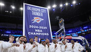 Jogadores dos Oklahoma City Thunder receberam os anéis de campeões