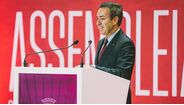 António Salvador durante a reunião de sócios
