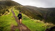 Corredora compete na Triangle Adventure nos trilhos dos Açores