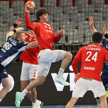 <![CDATA[ Benfica perde com Melsungen na Alemanha ]]>