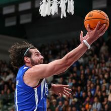 <![CDATA[ FC Porto vence por um ponto estreia na FIBA Europe Cup ]]>