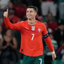 <![CDATA[ Ronaldo "orgulhoso" por atingir "marca única": «Representar a Seleção significa muito para mim» ]]>