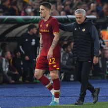 <![CDATA[ Zaniolo não esquece Mourinho: «Falo com ele de vez em quando, dá-me conselhos» ]]>