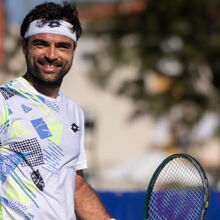 <![CDATA[ Frederico Silva e Henrique Rocha nas 'meias' de pares do torneio de Shenzhen ]]>