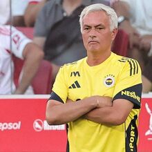 <![CDATA[ Presidente do Fenerbahçe critica "estágio pobre" em Portugal no tempo de Mourinho: «É inaceitável» ]]>