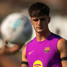 <![CDATA[ Pau Víctor teve um pé na final da Champions pelo Barça: «A pergunta é se alguém não chorou...» ]]>