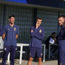 <![CDATA[ Farioli deu 'aula' aos outros treinadores do FC Porto ]]>