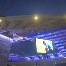 <![CDATA[ Nova iluminação do Estádio do Dragão em testes... deixa a cobertura às listas azuis e brancas ]]>