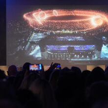 <![CDATA[ Cerimónia de abertura dos Jogos de inverno 2026 em simultâneo em quatro locais ]]>