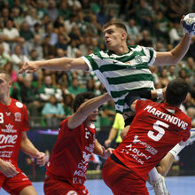 <![CDATA[ A crónica do Sporting-Veszprém, 33-32: Leão transfigurado ]]>