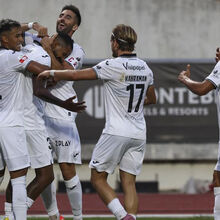 <![CDATA[ Ac. Viseu elimina Gil Vicente da Taça de Portugal com bis de André Clóvis ]]>