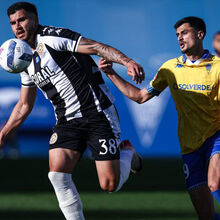 <![CDATA[ Nacional realiza último treino antes do jogo com o Santa Clara já nos Açores ]]>