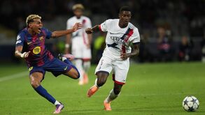 Lamine Yamal começou com jogada brilhante, mas Nuno Mendes acabou a sorrir: o duelo intenso no Barça-PSG
