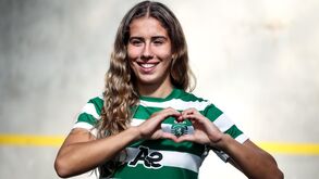 Carolina Santiago renova contrato com o Sporting até 2029