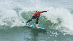 Yolanda Hopkins nas meias-finais do EDP Ericeira Pro