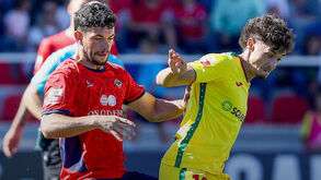 Oliveirense e Paços de Ferreira defrontaram-se este domingo