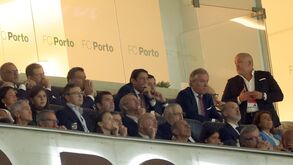 Um clássico do clássico: Rui Costa e André Villas-Boas... longe