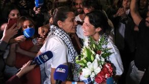 Ativistas da flotilha vão ter de pagar viagem de regresso a Portugal: Governo já enviou a conta