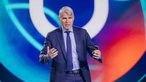Diretor de arbitragem da UEFA garante: «A evolução não vai parar e estamos preparados»