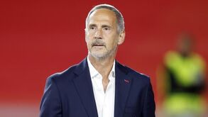 Oficial: Monaco despede treinador Adi Hütter