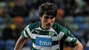 Alberto Zapater, antigo médio do Sporting, termina carreira aos 40 anos