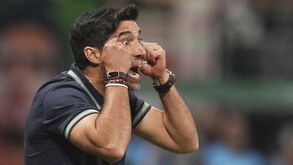 Abel Ferreira avisa jogadores do Palmeiras: «Atenção aos elogios! São impostores»