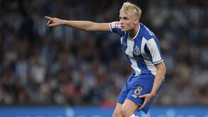 Froholdt não quer ouvir falar de uma saída do FC Porto: «Transferência está longe»