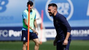 Bednarek, Kiwior e Froholdt com dia de descanso no regresso das seleções nacionais