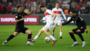 Kochorashvili marca, mas Turquia vence Geórgia por 4-1