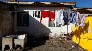 Taxa de risco de pobreza em Portugal é a 12.ª mais elevada da UE: atinge  2,1 milhões de pessoas