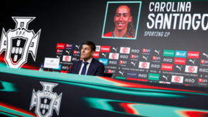 Francisco Neto convocou quatro novas jogadoras, entre as quais Carolina Santiago